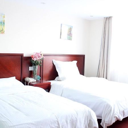 Greentree Inn Jiangsu Wuxi Hubin Business Street Business Hotel Exterior foto