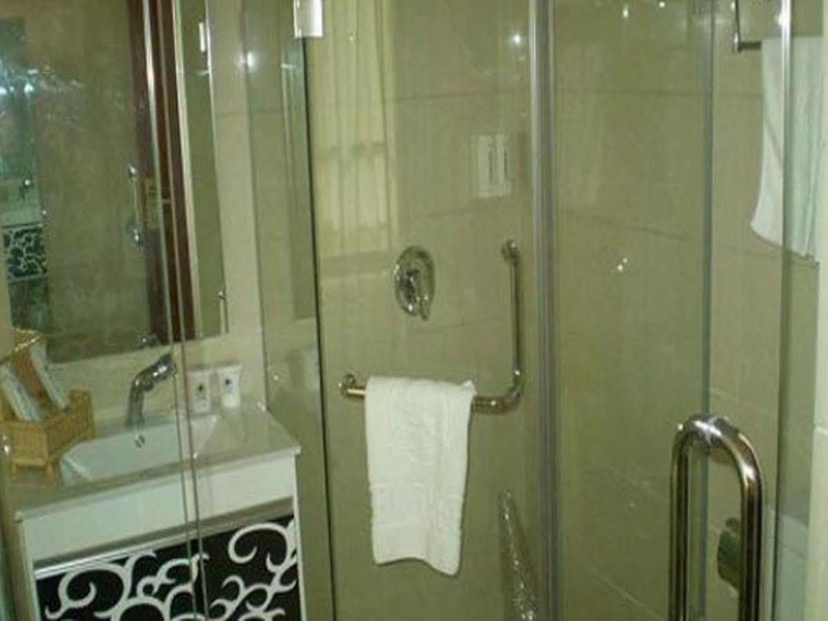 Greentree Inn Jiangsu Wuxi Hubin Business Street Business Hotel Exterior foto